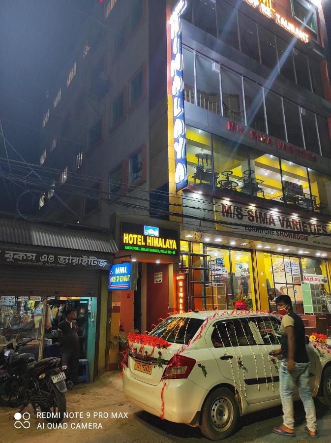 Hotel Himalaya 아가르탈라 외부 사진